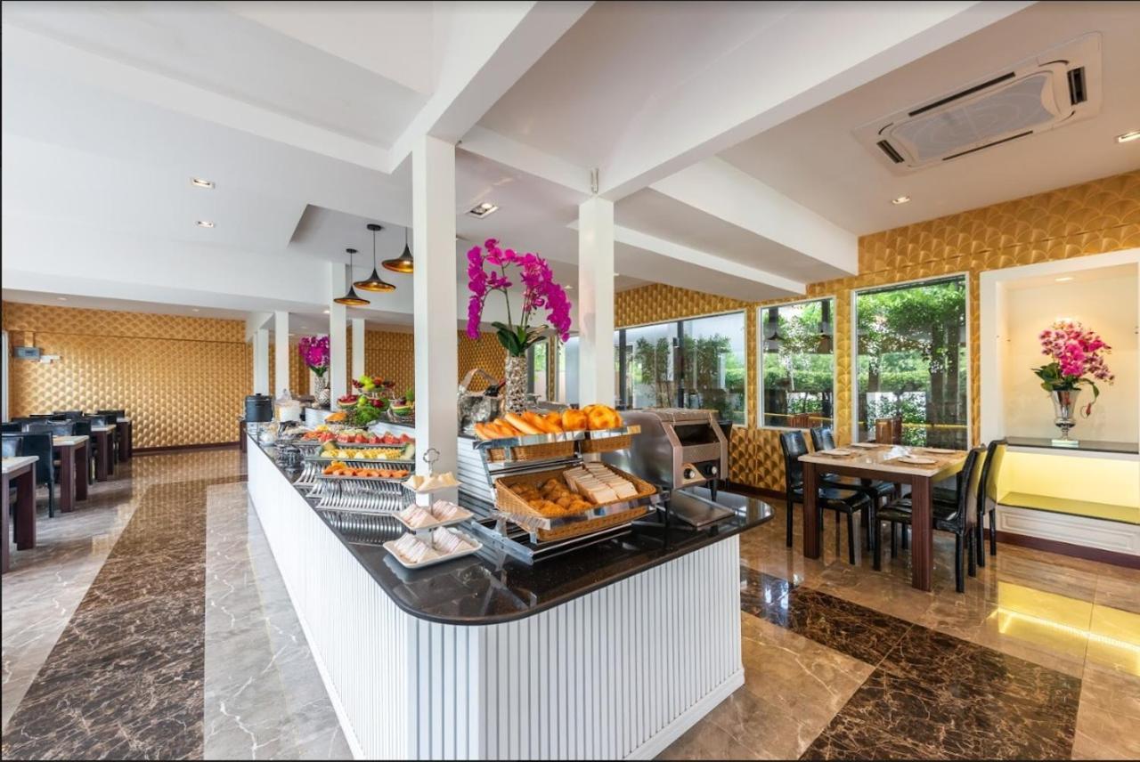 Napheera Royal Tel Hotel Ban Khlong Bang Krathiam Kültér fotó