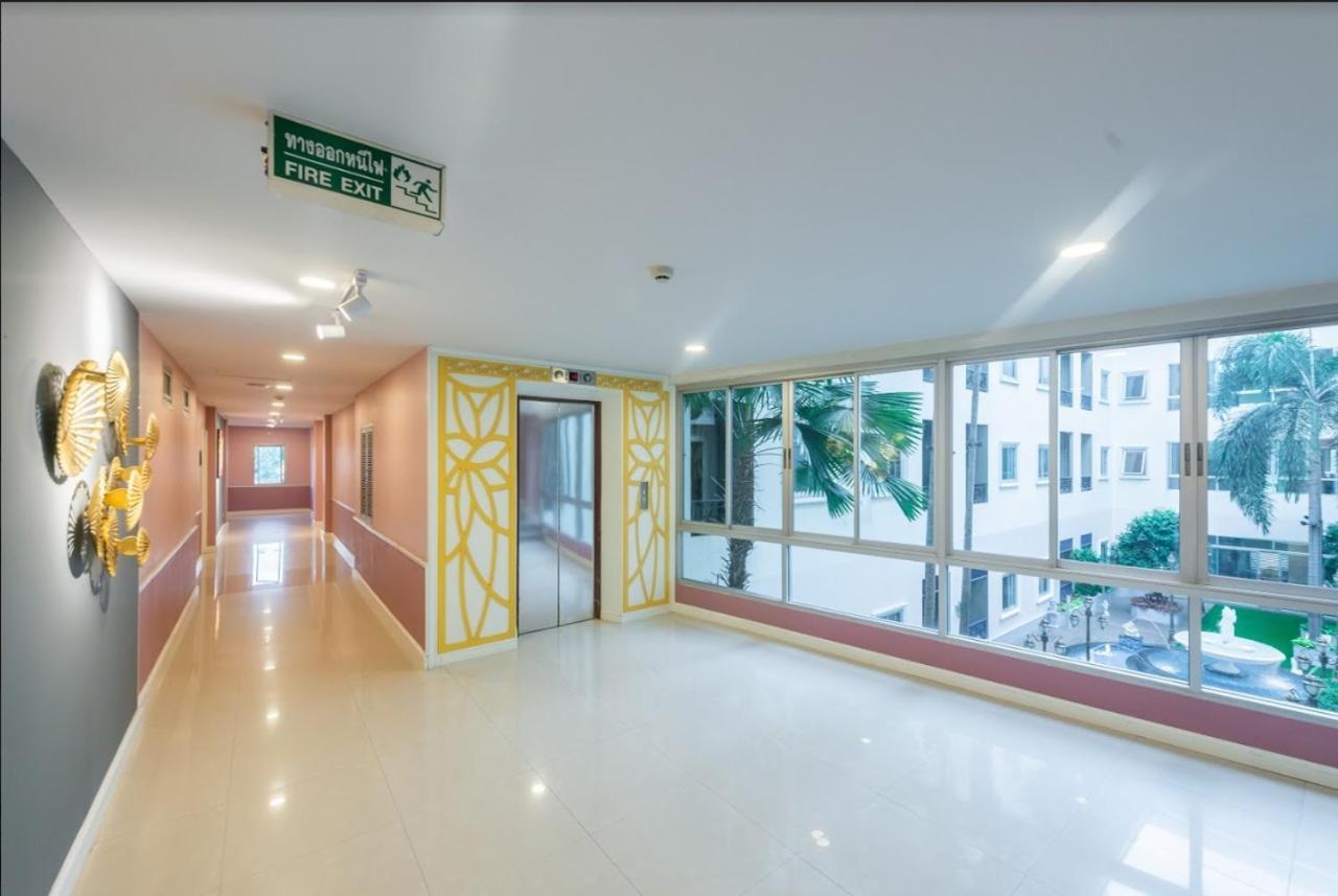 Napheera Royal Tel Hotel Ban Khlong Bang Krathiam Kültér fotó
